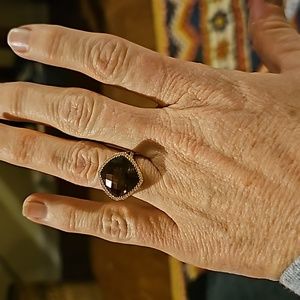 Topaz 18k Yellow gold ring